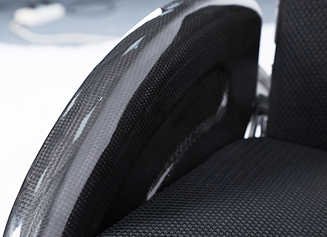 kursi roda manual serat karbon