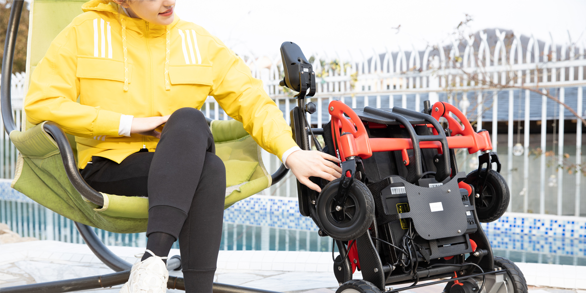 JBH kursi roda listrik