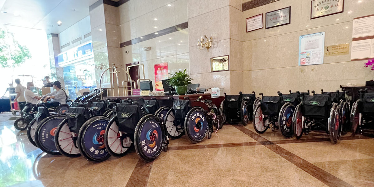 JBH kursi roda manual